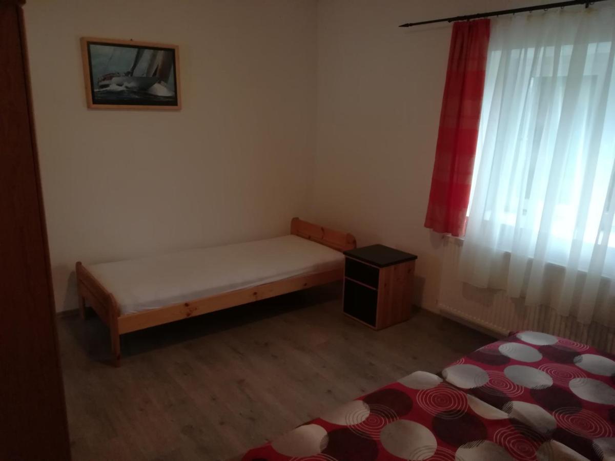 Suemegi Levendula Apartmanok Εξωτερικό φωτογραφία
