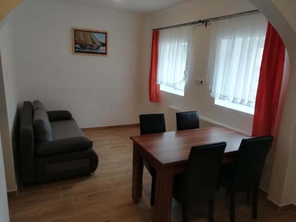 Suemegi Levendula Apartmanok Εξωτερικό φωτογραφία
